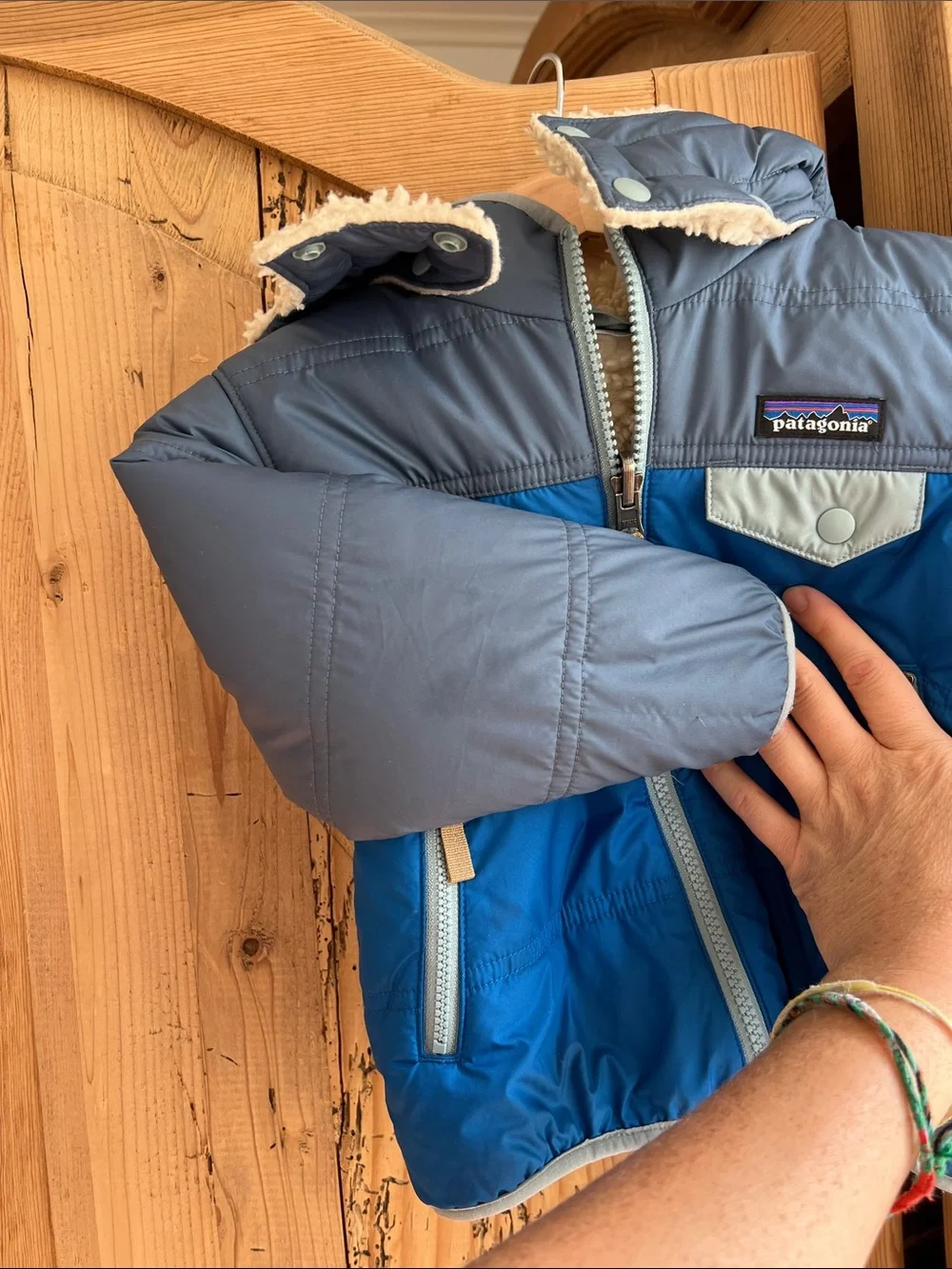 Patagonia | Reversible Blue and Light Blue Kids Puffer Sherpa Jacket
